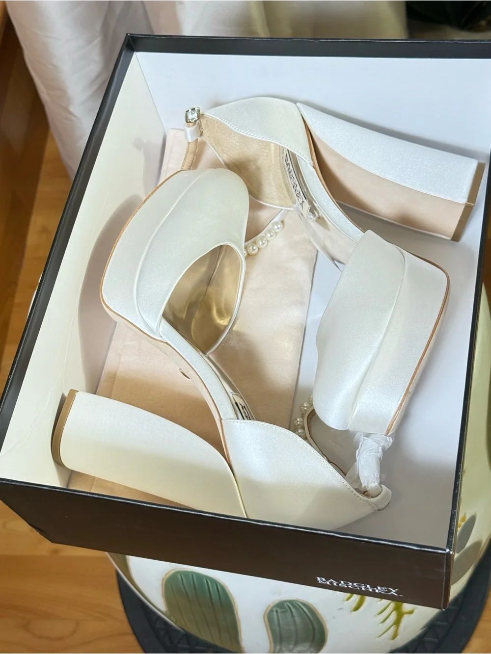 Badgley Mischka Felixa Ankle Strap
Platform Heels - Picture 9 of 16